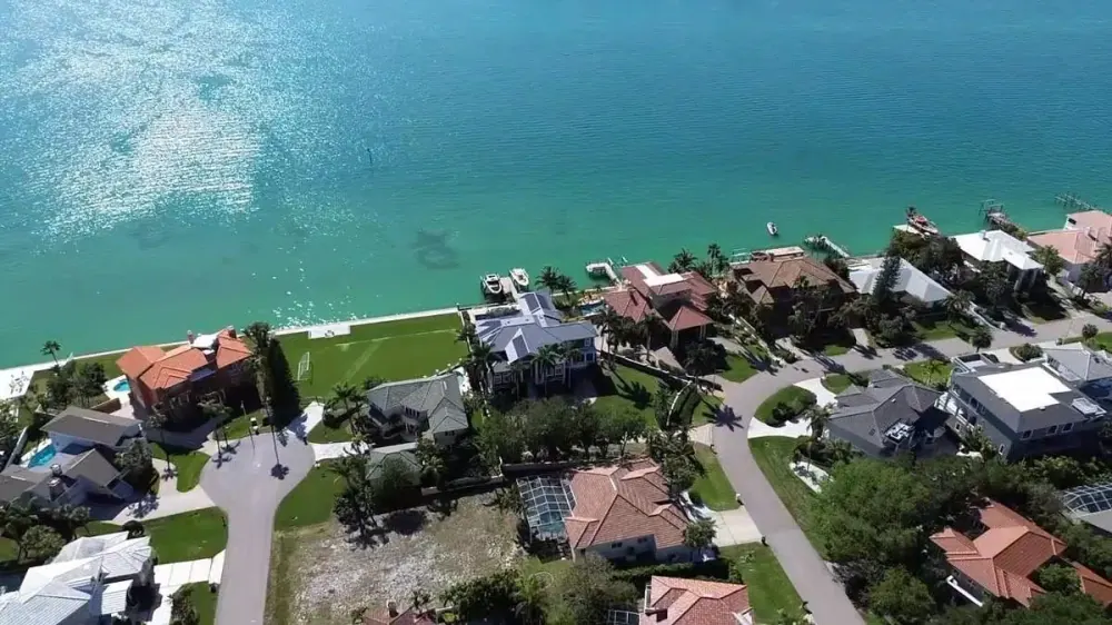 tampa bay roofing company